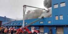 Свежие новости: В Киеве масштабный пожар - горят склады