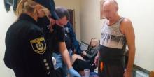 Фото новости: В Николаеве банщик предлагал клиентам услуги проституток Свежие новости: В Николаеве банщик предлагал клиентам услуги проституток