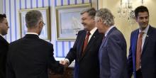 Фото новости: Порошенко позвал канадский бизнес в Украину: Сейчас правильное время Свежие новости: Порошенко позвал канадский бизнес в Украину: Сейчас правильное время
