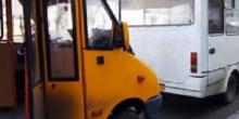 Свежие новости: ФОТО: В Николаеве из маршрутки выпала женщина, очевидцы говорят – виноват водитель