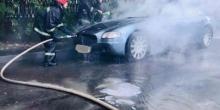 Свежие новости: В Украине прям на дороге загорелся Maserati за $100 000