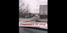 Свежие новости: ВИДЕО: Под Южноукраинском после столкновения с «десяткой» перевернулся военный джип