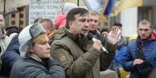 Фото новости: Саакашвили пытался прорваться в гостиницу возле Рады, чтобы помыться Свежие новости: Саакашвили пытался прорваться в гостиницу возле Рады, чтобы помыться