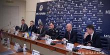Фото новости: В Украине откроют представительство американского Управления по борьбе с наркотиками Свежие новости: В Украине откроют представительство американского Управления по борьбе с наркотиками
