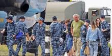 Свежие новости: Освобожденные из плена моряки прибыли на военно-морскую базу Одессы