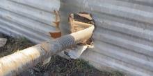 Свежие новости: В Новой Одессе отходы через дыру в заборе сливают прямо в Южный Буг