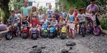 Фото новости: Николаевцы ломают руки и ноги из-за бездорожья во дворе их дома Свежие новости: Николаевцы ломают руки и ноги из-за бездорожья во дворе их дома