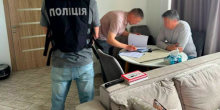Свежие новости: Ексочільника Мінкульту Карандєєва підозрюють у допомозі з виїздом за кордон
