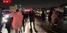 Фото новости: Под Киевом люди перекрыли дорогу из-за отсутствия электричества Свежие новости: Под Киевом люди перекрыли дорогу из-за отсутствия электричества