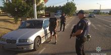 Свежие новости: На Николаевщине патрульные задержали угонщиков на похищенной в Одессе «BMW»