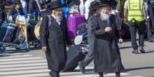 Свежие новости: Подростки-хасиды в Умани пытались снести ограждения возле могилы Раби Нахмана