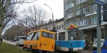 Свежие новости: В центре Николаева столкнулись маршрутка и троллейбус