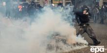 Свіжі новини: Францію охопили масові заворушення: 800 тисяч протестувальників, підпал історичної ратуші та майже 1800 затриманих