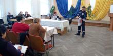 Свежие новости: У Вознесенському та Веселинівському районах рятувальники спілкувалися про правила пожежної безпеки у період проведення новорічних свят