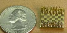 Свежие новости: Армянский «левша» создал самые маленькие в мире золотые шахматы