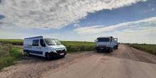 Свежие новости: Вантажівки з Херсонщини об‘їжджають ГВК польовими дорогами Миколаївщини