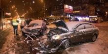 Свежие новости: В Киеве на светофоре Toyota протаранила Hyundai