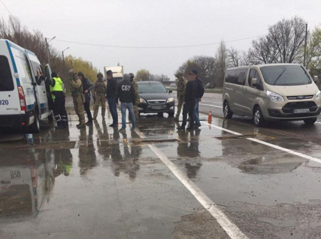 Свежие новости: Николаевские правоохранители разоблачили преступников, собиравших дань на весовых комплексах