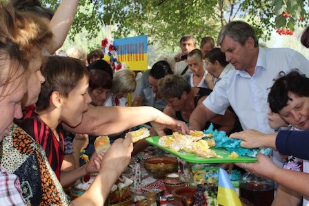 Свежие новости: У Снігурівці відбулися народні гуляння та фестиваль-конкурс з нагоди Дня Незалежності України