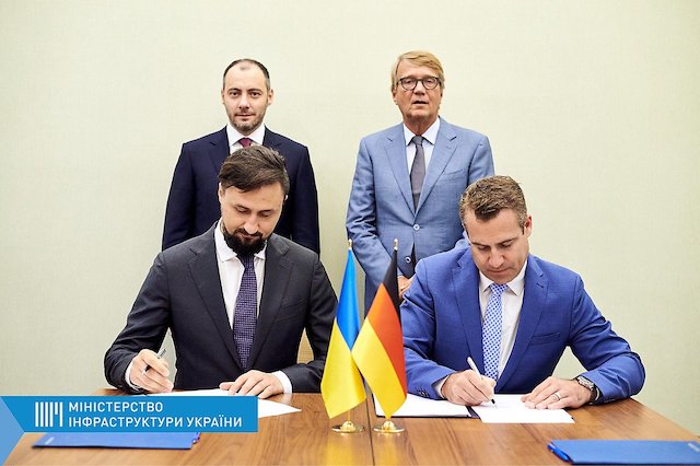 Свежие новости: Немецкая компания займется развитием и «перестройкой» пассажирских ж/д перевозок в Украине