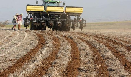 Свежие новости: Под Киевом фермер восстанавливает плодородие почвы с помощью новейшей технологии