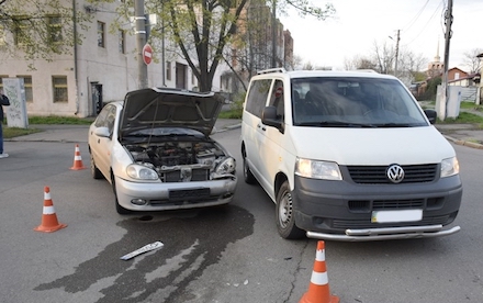 Свежие новости: В Николаеве на перекрестке столкнулись авто