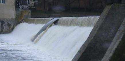 Свежие новости: ВИДЕО: Прорыв плотины на Первомайской ГЭС