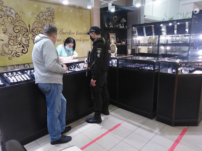 Свежие новости: В Одесской области грабитель устроил погром в универмаге