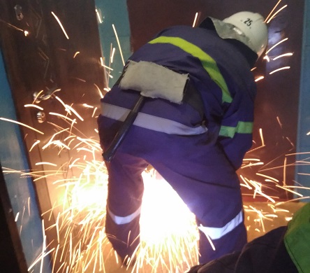 Свежие новости: В Южноукраинске больная пенсионерка осталась взаперти : двери дома деблокировали