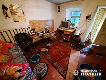 Фото новости: Поліцейські розшукують зловмисника, що напав на жінку у Дорошівці Свежие новости: Поліцейські розшукують зловмисника, що напав на жінку у Дорошівці