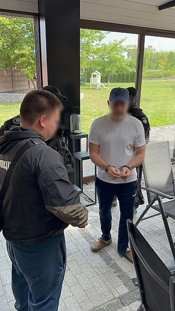 Фото новости: Екс-заступника мера Харкова підозрюють у привласненні 5,4 млн грн на фортифікаціях Свежие новости: Екс-заступника мера Харкова підозрюють у привласненні 5,4 млн грн на фортифікаціях