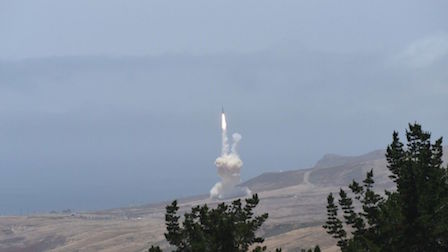 Свежие новости: Угроза все ближе: США поиграли мышцами у границ КНДР