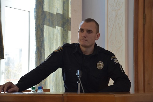 Свежие новости: В Николаеве замначальника патрульной полиции, подозреваемого в вымогательстве взятки отправили под домашний арест