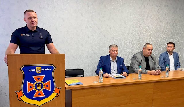 Свежие новости: У Вознесенському районі привітали рятівників  із професійним святом
