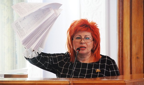 Свежие новости: «Оппозиционерка» Веселовская заявила, что депутаты думают о политике, а не о горожанах при принятии решений