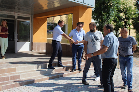 Свежие новости: У Вознесенську відбулась нарада з підрядниками з ремонту загальноосвітньої школи № 8