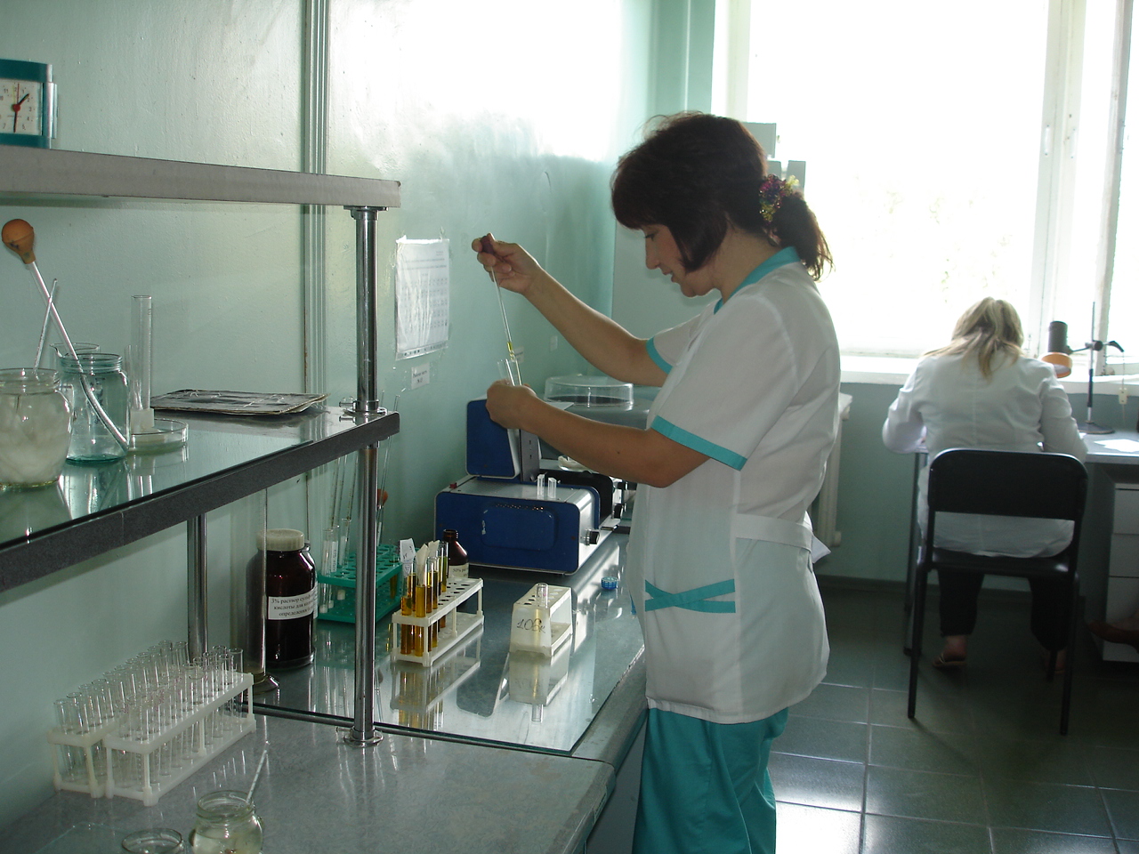 Фото новости: В Одесской области ввели чрезвычайное положение в связи с массовым отравлением Свежие новости: В Одесской области ввели чрезвычайное положение в связи с массовым отравлением