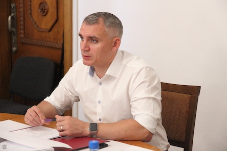 Свежие новости: Колектив Миколаївської обласної дитячої інфекційної лікарні звернувся до виконкому міської ради