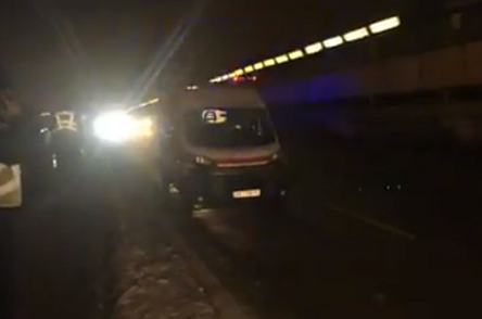 Свежие новости: Мужчина прыгнул с моста метро в Киеве