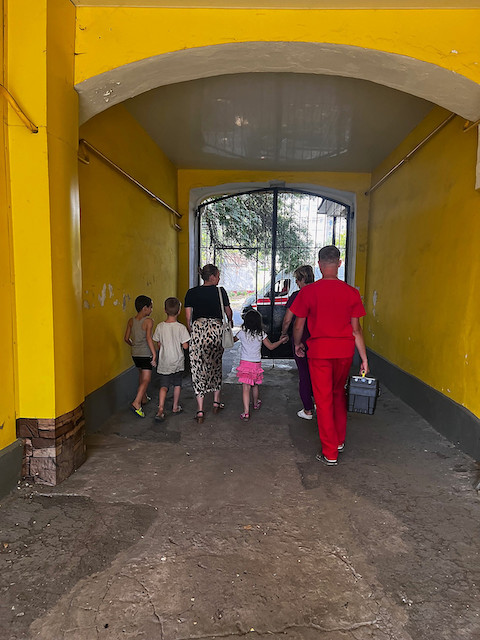 Свежие новости: У Миколаєві з неблагополучної сім’ї вилучили трьох малолітніх дітей