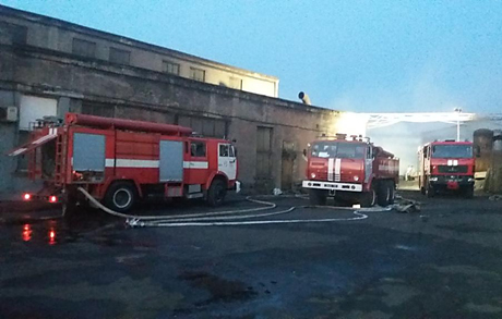 Свежие новости: В Запорожье произошел масштабный пожар на заводе по переработке резины
