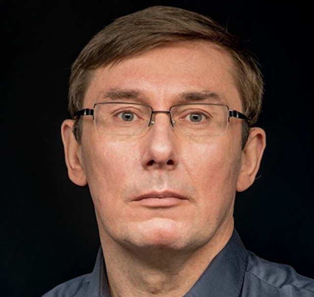 Свежие новости: Зеленский прокладывает себе судьбу Януковича, — экс-генпрокурор Луценко