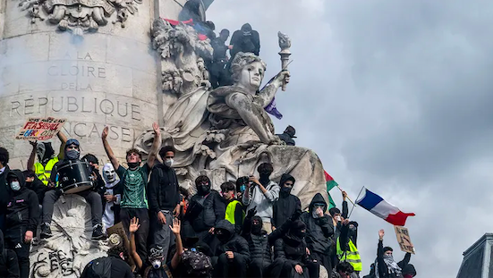 Свіжі новини: Європу охопили протести: затримання та жорстка реакція влади
