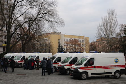 Свежие новости: Центру медицины катастроф передали 4 новых автомобиля скорой помощи