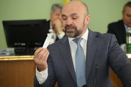Фото новости: Суд на месяц отстранил Мангера от должности председателя Херсонского облсовета Свежие новости: Суд на месяц отстранил Мангера от должности председателя Херсонского облсовета