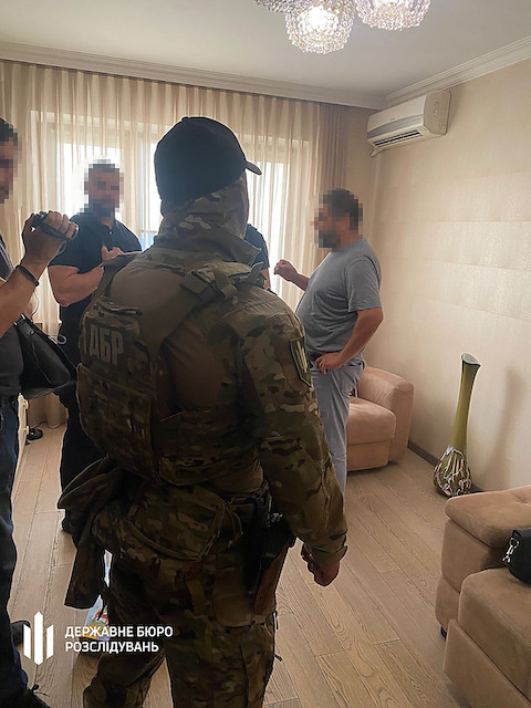 Свежие новости: ДБР розслідує справу про незаконний перетин кордону нардепом Дмитруком