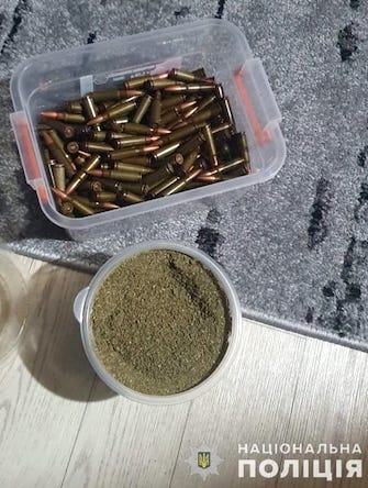Свежие новости: Мешканець Первомайського району зберігав набої, гранату та наркозілля
