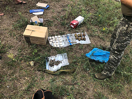 Свежие новости: У стрелка, выпустившего на Николаевщине из автомата два магазина патронов в сторону соседей, нашли еще и гранаты