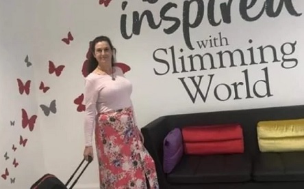 Свежие новости: ФОТО: Англійка схудла на 73 кг на бургерах і чіпсах