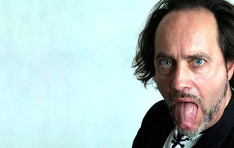 Свежие новости: Известный комик умер на сцене под смех зрителей